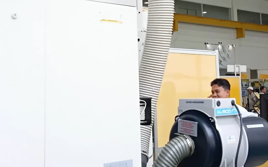 Penggunaan Mist Collector di Assembly Line