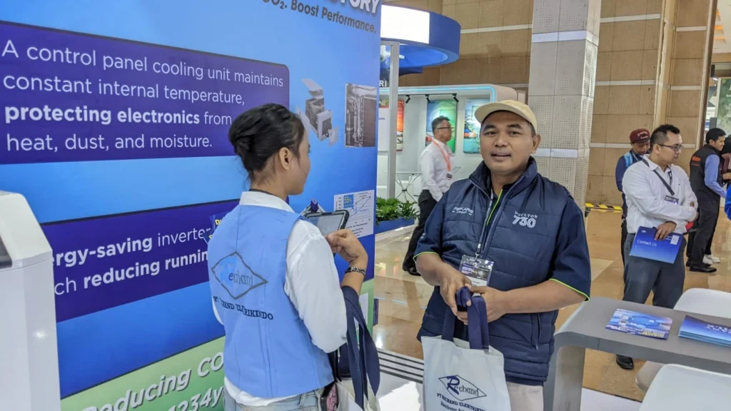 Di pameran ini PT Rechand Elektrikindo bertemu wajah-wajah lama dan baru.